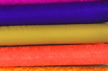 Tìm hiểu về vải gấm làm bằng lụa tơ tằm